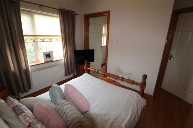 28 Shannon Grove, Carrick-On-Shannon, Leitrim