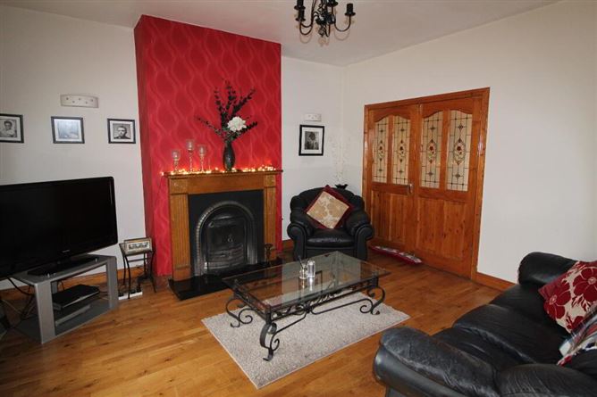28 Shannon Grove, Carrick-On-Shannon, Leitrim