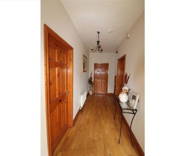 28 Shannon Grove, Carrick-On-Shannon, Leitrim