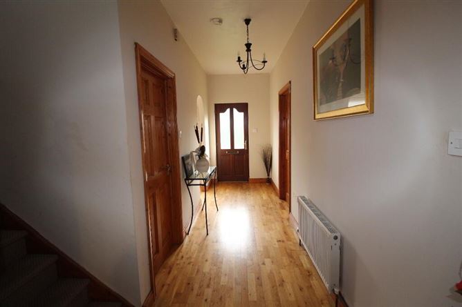 28 Shannon Grove, Carrick-On-Shannon, Leitrim