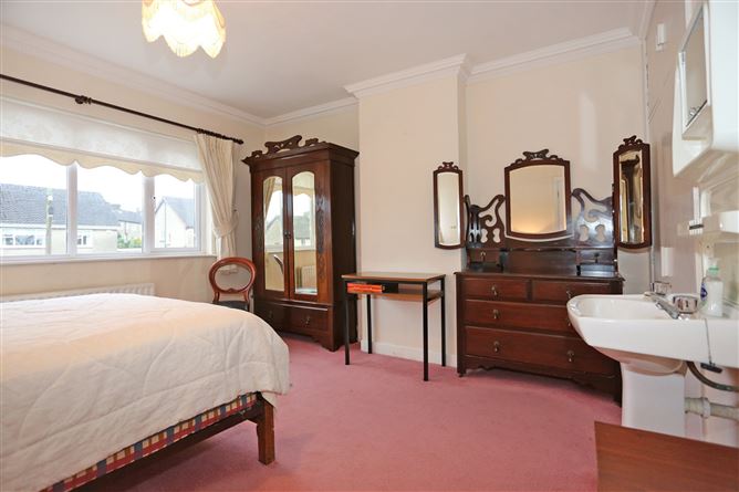 28 St James Court, Ennis Road, Limerick