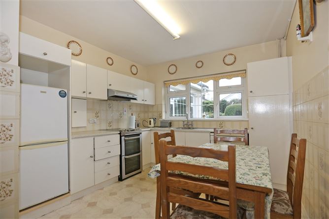 28 St James Court, Ennis Road, Limerick