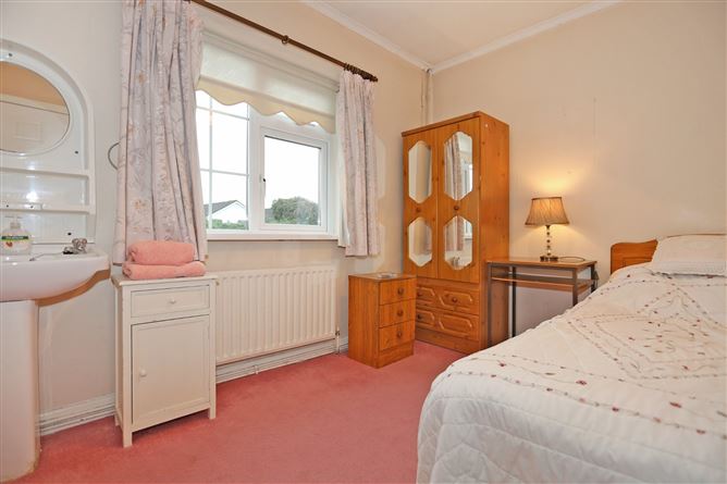 28 St James Court, Ennis Road, Limerick