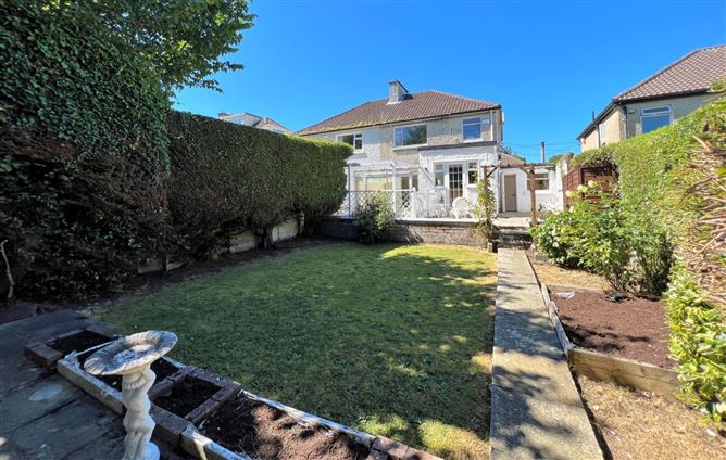 6 Beechwood Park, Dun Laoghaire, Co. Dublin