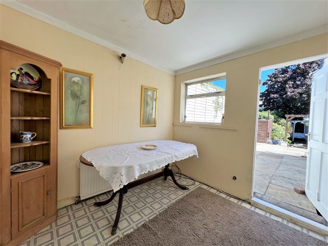 6 Beechwood Park, Dun Laoghaire, Co. Dublin