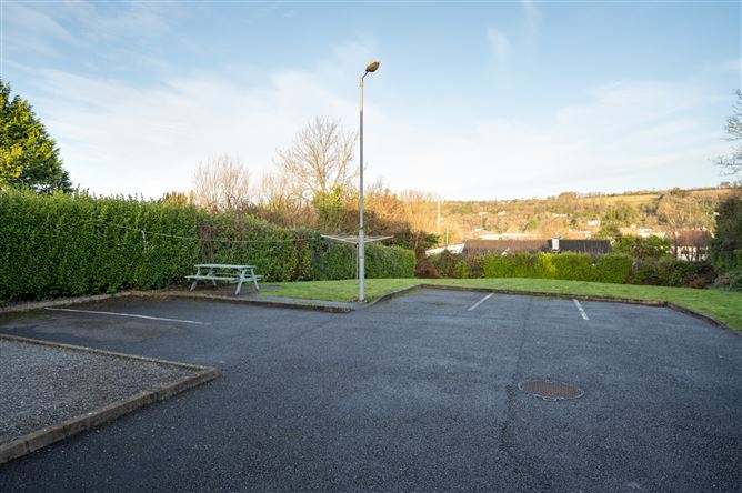 2 Gowran Court, Island Cross, Little Island, Co. Cork
