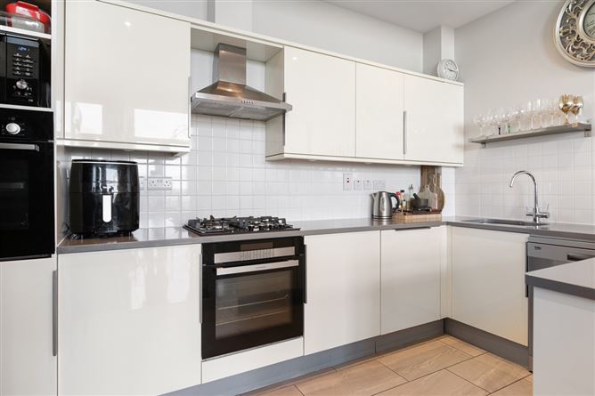 127 Alder House, Silverbanks , Baldoyle,   Dublin 13