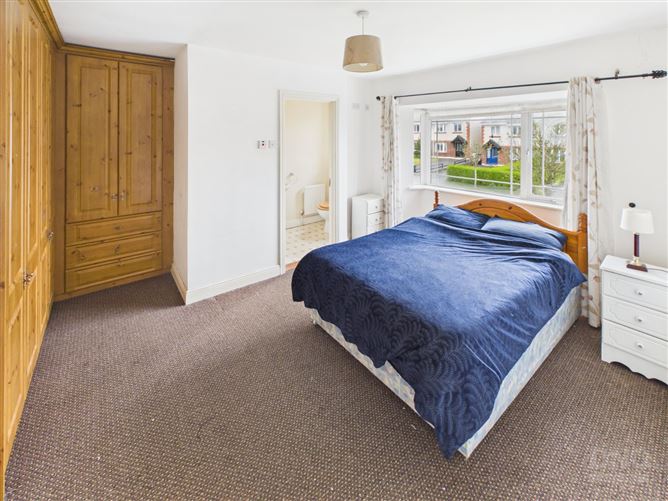 28 Westwood Park, Clara, Co. Offaly