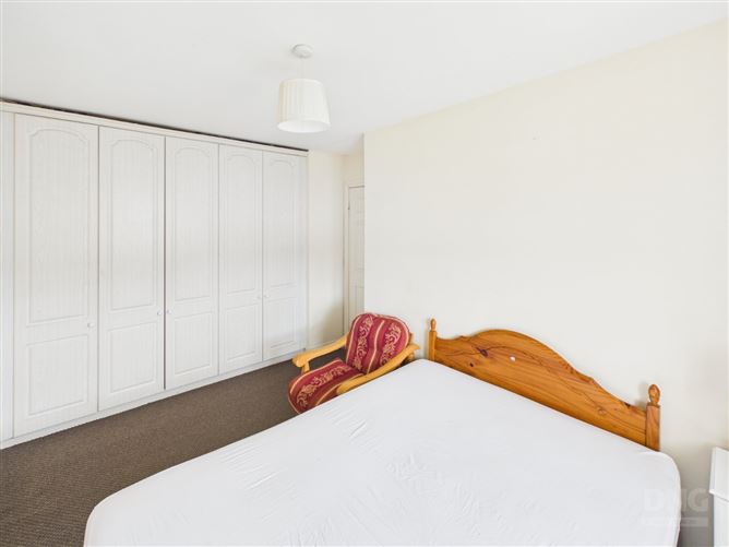 28 Westwood Park, Clara, Co. Offaly