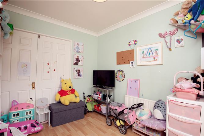 Photo 7 of 25 — 16 Priory East, Navan Road, Dublin 7