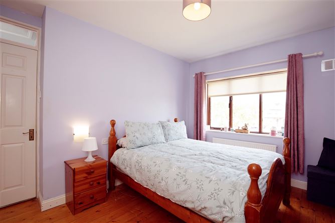 Photo 17 of 25 — 16 Priory East, Navan Road, Dublin 7