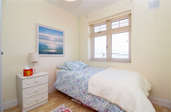 Photo 21 of 24 — 174 Woodlawn Park Grove, Firhouse, Dublin 24