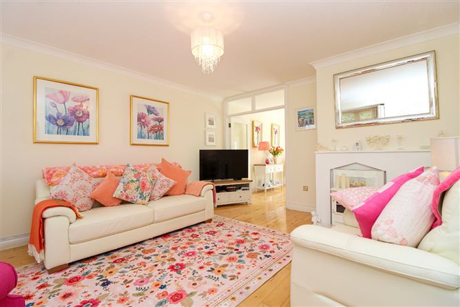 Photo 5 of 24 — 174 Woodlawn Park Grove, Firhouse, Dublin 24