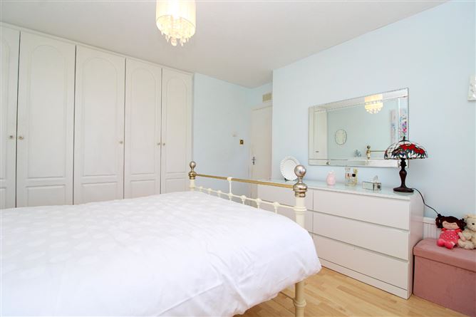 Photo 18 of 24 — 174 Woodlawn Park Grove, Firhouse, Dublin 24