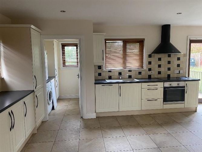 29 Caisleán Cuirt, Thurles, Tipperary