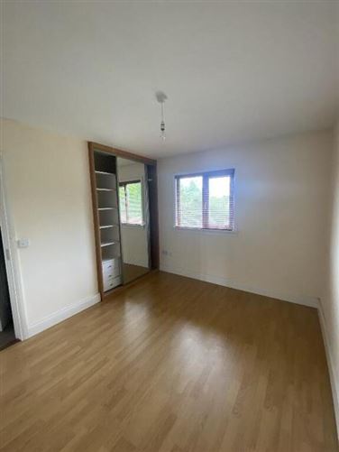 29 Caisleán Cuirt, Thurles, Tipperary