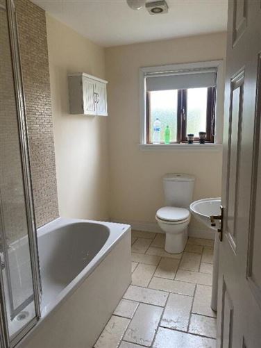 29 Caisleán Cuirt, Thurles, Tipperary