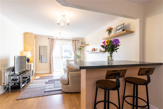 32 The Cedar, Cruagh Wood, Stepaside, Dublin 18