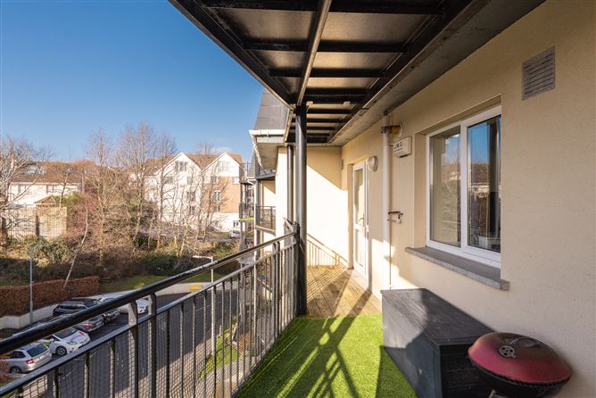 32 The Cedar, Cruagh Wood, Stepaside, Dublin 18
