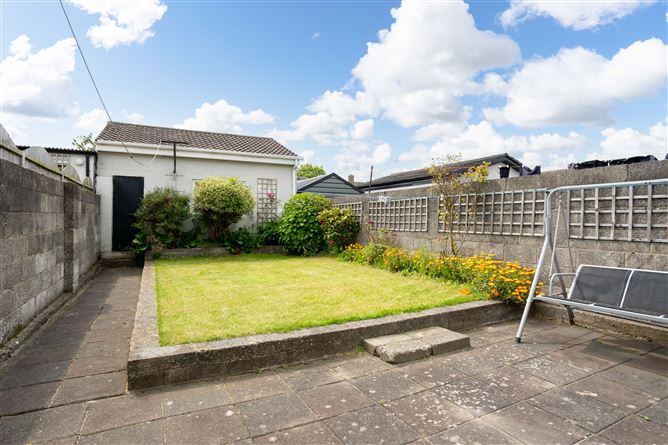 69 St. Peter's Crescent, Walkinstown, Dublin 12