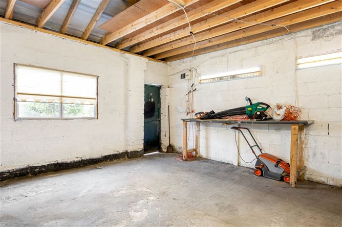 69 St. Peter's Crescent, Walkinstown, Dublin 12