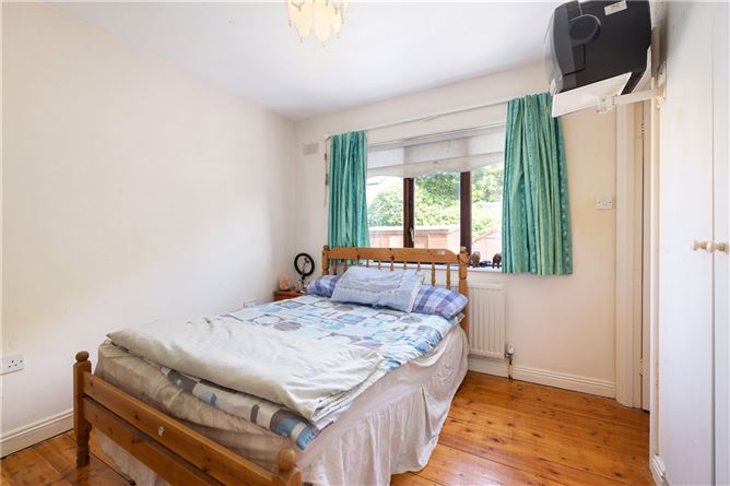 100 Mountain View, Crinken Glen, Dublin
