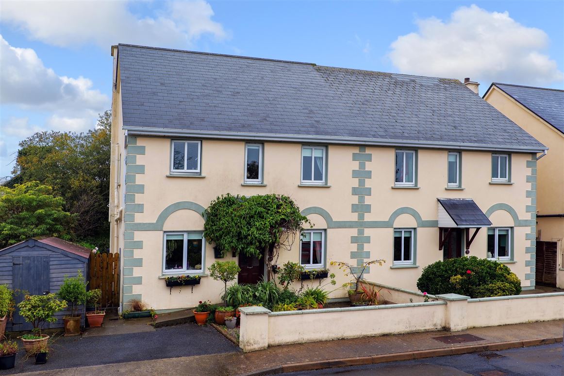 1 Weighbridge Park, Oughterard, Co. Galway