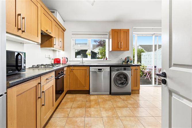 Photo 7 of 24 — 21 Marwood Ave, Glanmire, Cork