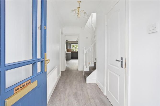 8 Tullyhall Park, Lucan, Dublin