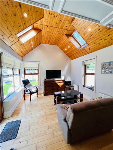 5 Springfield Grove, Rossmore Village, Tipperary Town, Tipperary