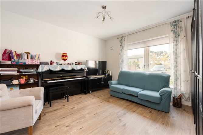 9 Somerton Court, Lucan, County Dublin