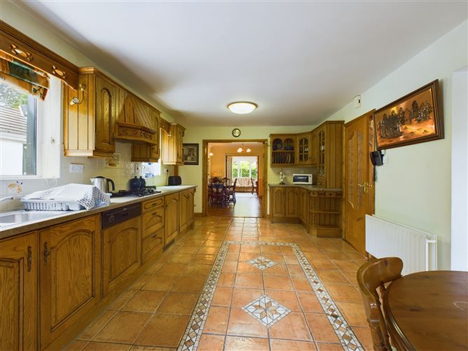 No. 5 Killone Grove, Ballybeg, Ennis, Clare