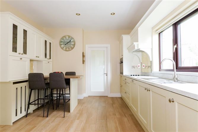 12 Renville Village, Oranmore, Co. Galway