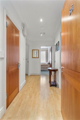 Apt 35 Woodview, Mount Merrion Avenue, Blackrock, County Dublin