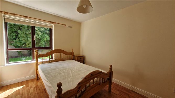 9 Waterslade Downs, Tuam, Co. Galway