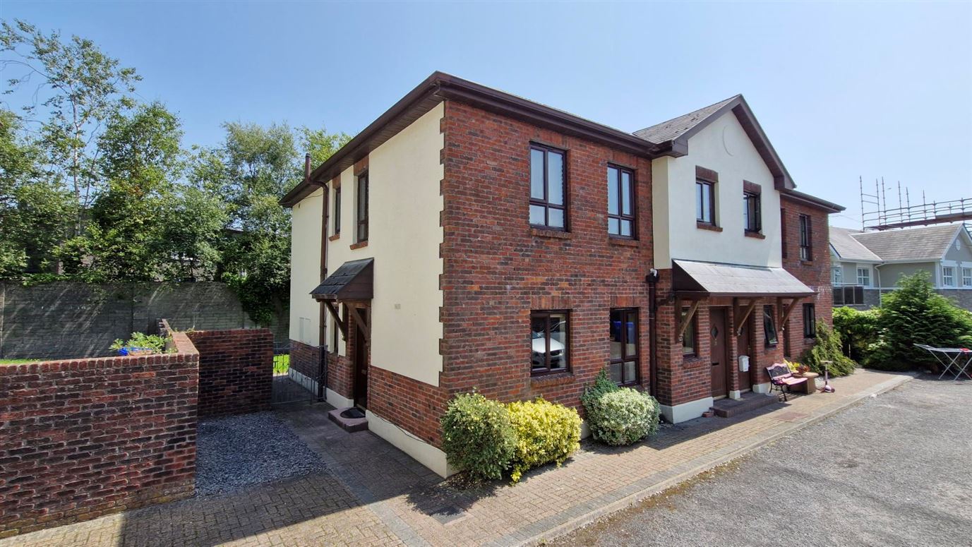 9 Waterslade Downs, Tuam, Co. Galway