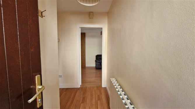 9 Waterslade Downs, Tuam, Co. Galway