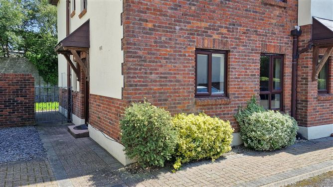 9 Waterslade Downs, Tuam, Co. Galway