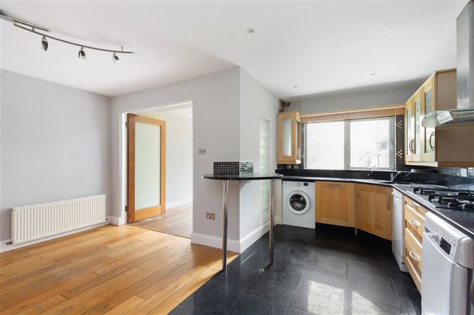 22 Wainsfort Manor Crescent, Terenure, Dublin 6W