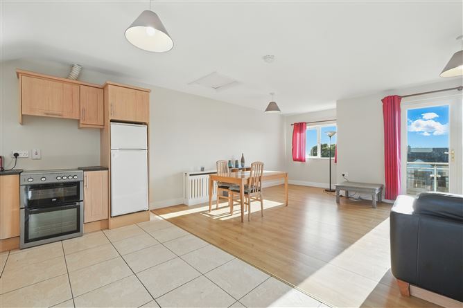 16 Costa Na Mara, Oranmore, Galway