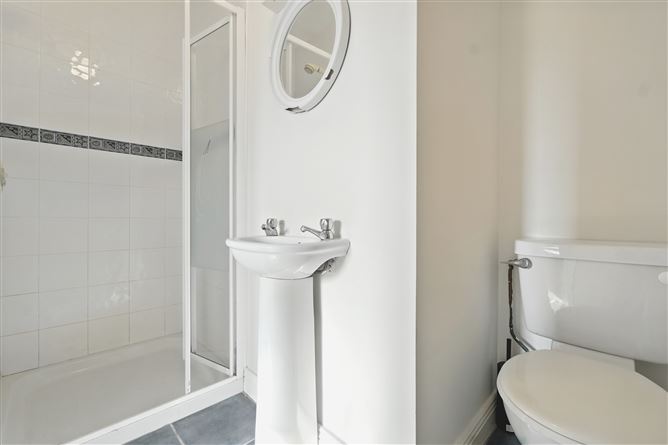 16 Costa Na Mara, Oranmore, Galway