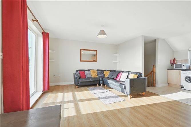 16 Costa Na Mara, Oranmore, Galway