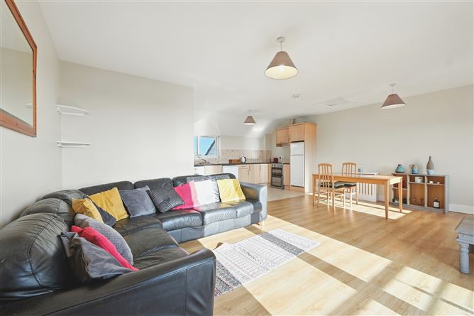 16 Costa Na Mara, Oranmore, Galway