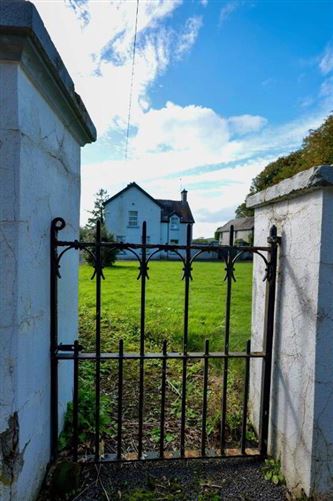 Parochial House, Ballinard, Herbertstown, Limerick