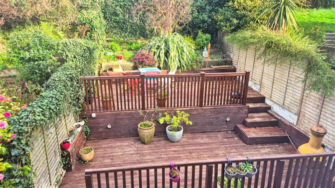 2 Thormanby Grove, Howth, County Dublin