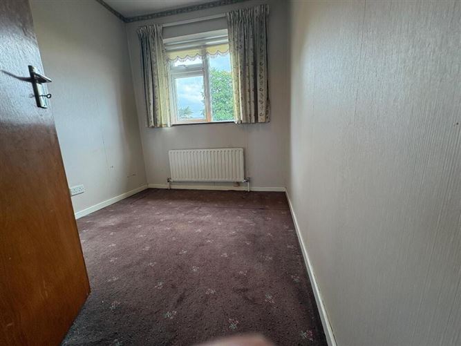 Photo 8 of 11 — 32 Cartron Heights, Cartron, Sligo Town, Sligo