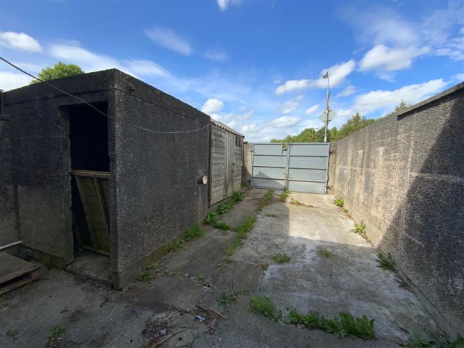 Photo 14 of 18 — 388 Beechmount Drive, Dundalk, Louth