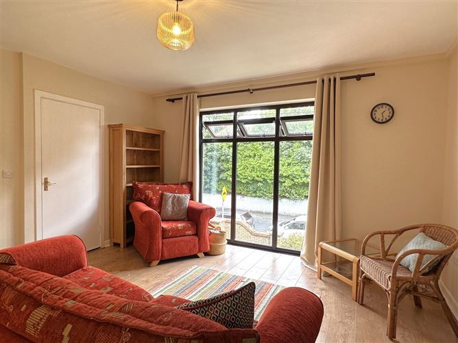 5 Emerson Court, Emerson Avenue, Salthill, Galway