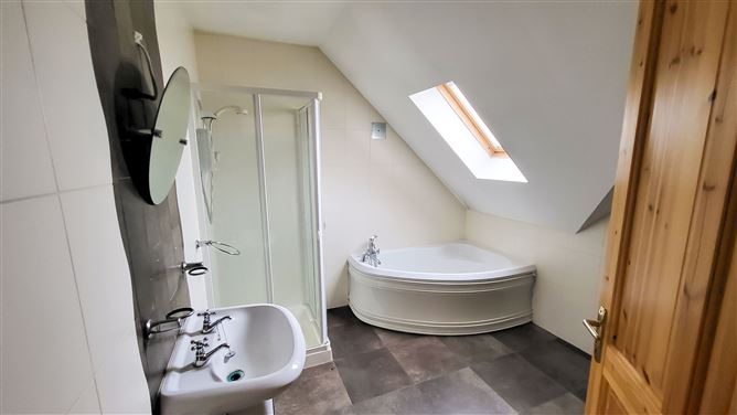 Cherrygarth, Tinnock, Oulart, Gorey, Wexford