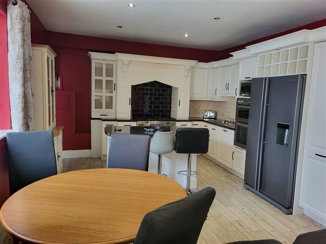 Main Street, Kinnegad, Westmeath, N91YE0K